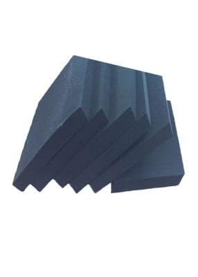 CR5060B Flameproof 0.448g/Cm³ CR Sealed Foam